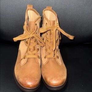 UGG Tan Combat Moto Boots with Lace-Up Design 9.5